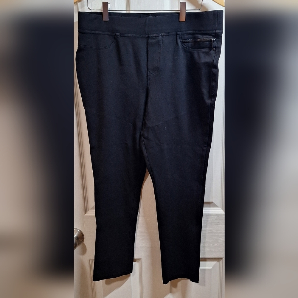 DKNY Women's Black Slim Pants Large
